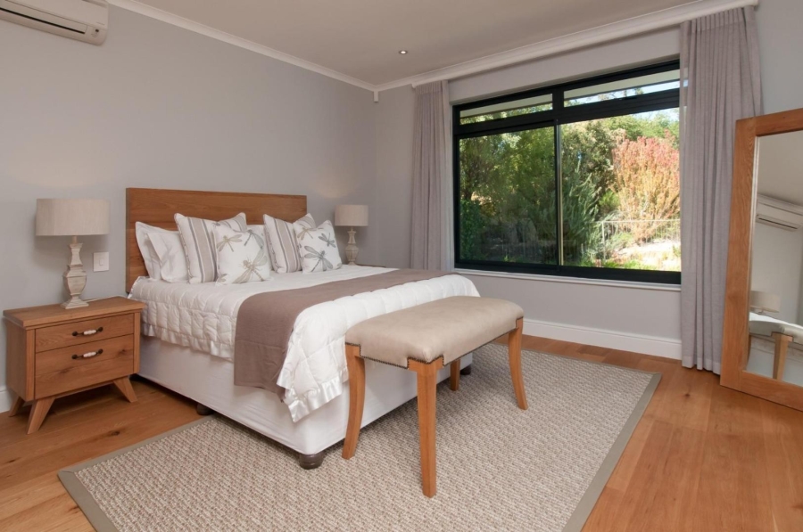 To Let 3 Bedroom Property for Rent in Arabella Western Cape